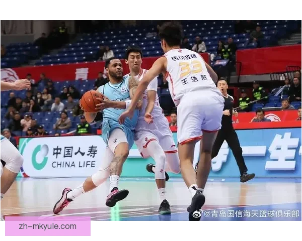 史密斯24+11+5 深圳五连胜