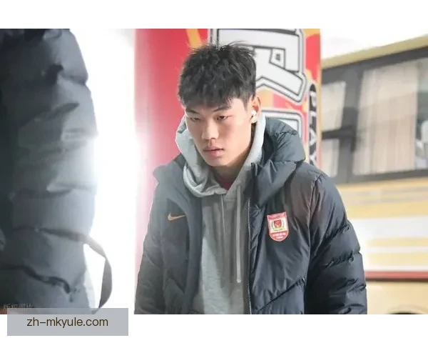 冬窗蓉城第七签贺一然三年加盟